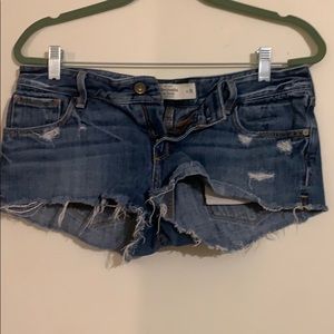 Abercrombie and Fitch cut offs!